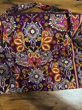 Vera Bradley Large Duffel Bag - Safari Sunrise Design NWT